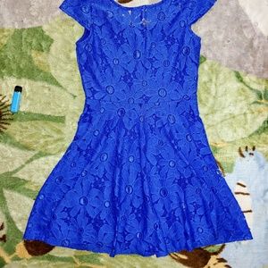 EUC Tiana B. Floral Lace Dress